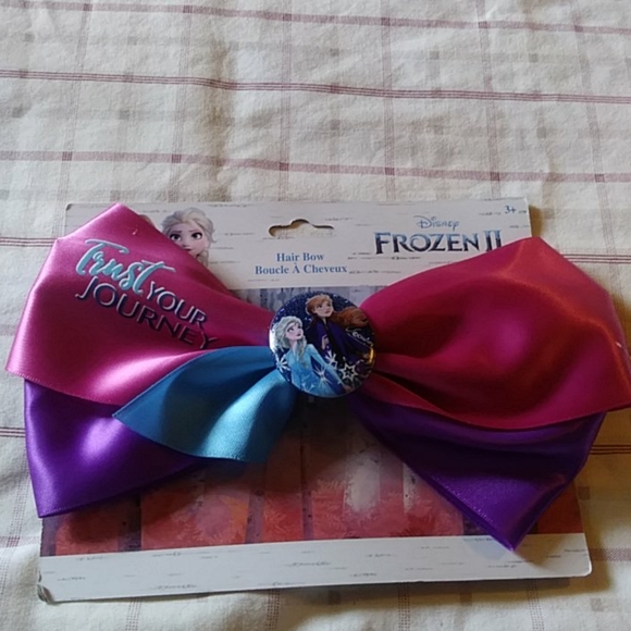 New Disney Frozen bundle - Picture 4 of 4